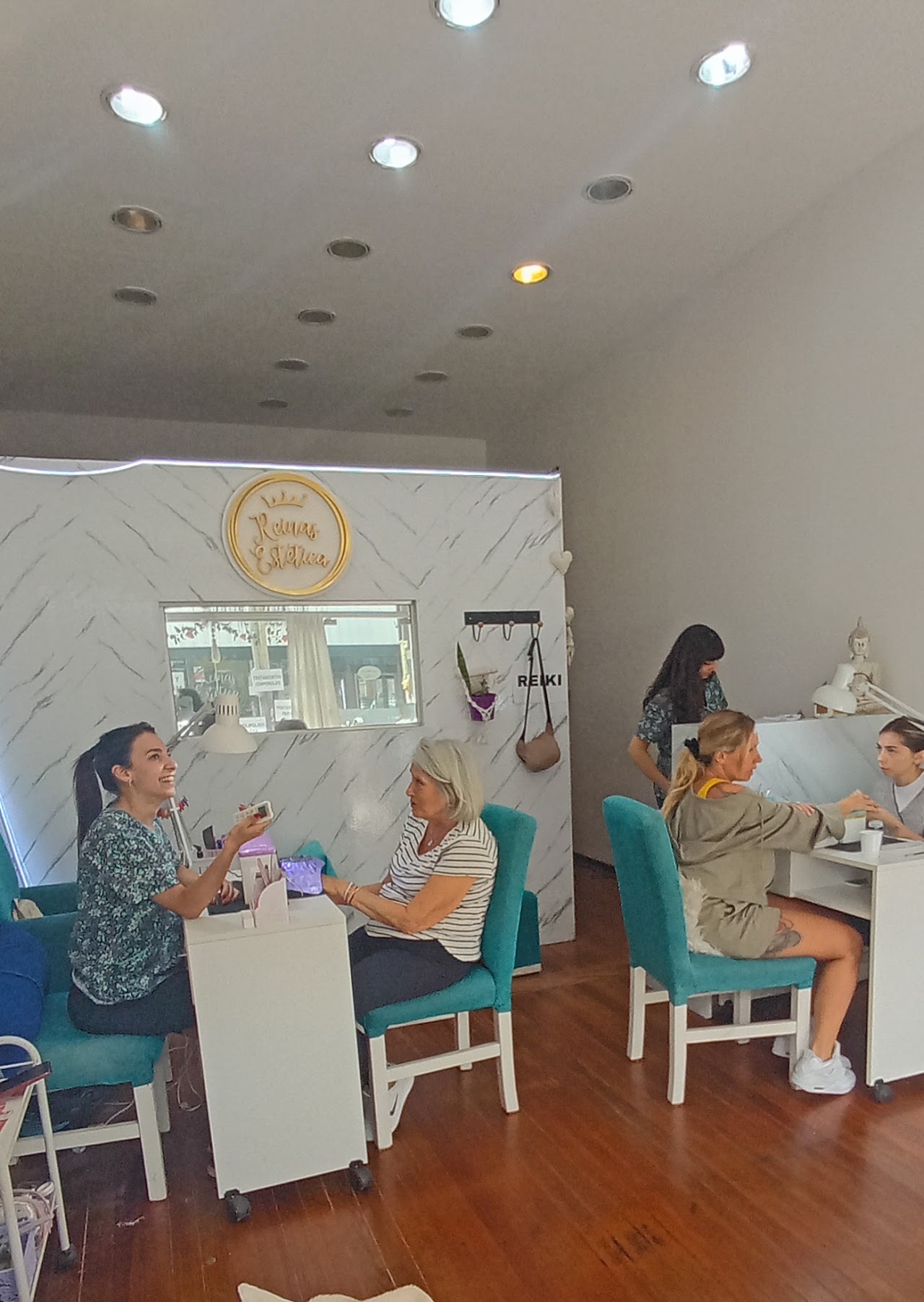 Interior de Reinas Estética